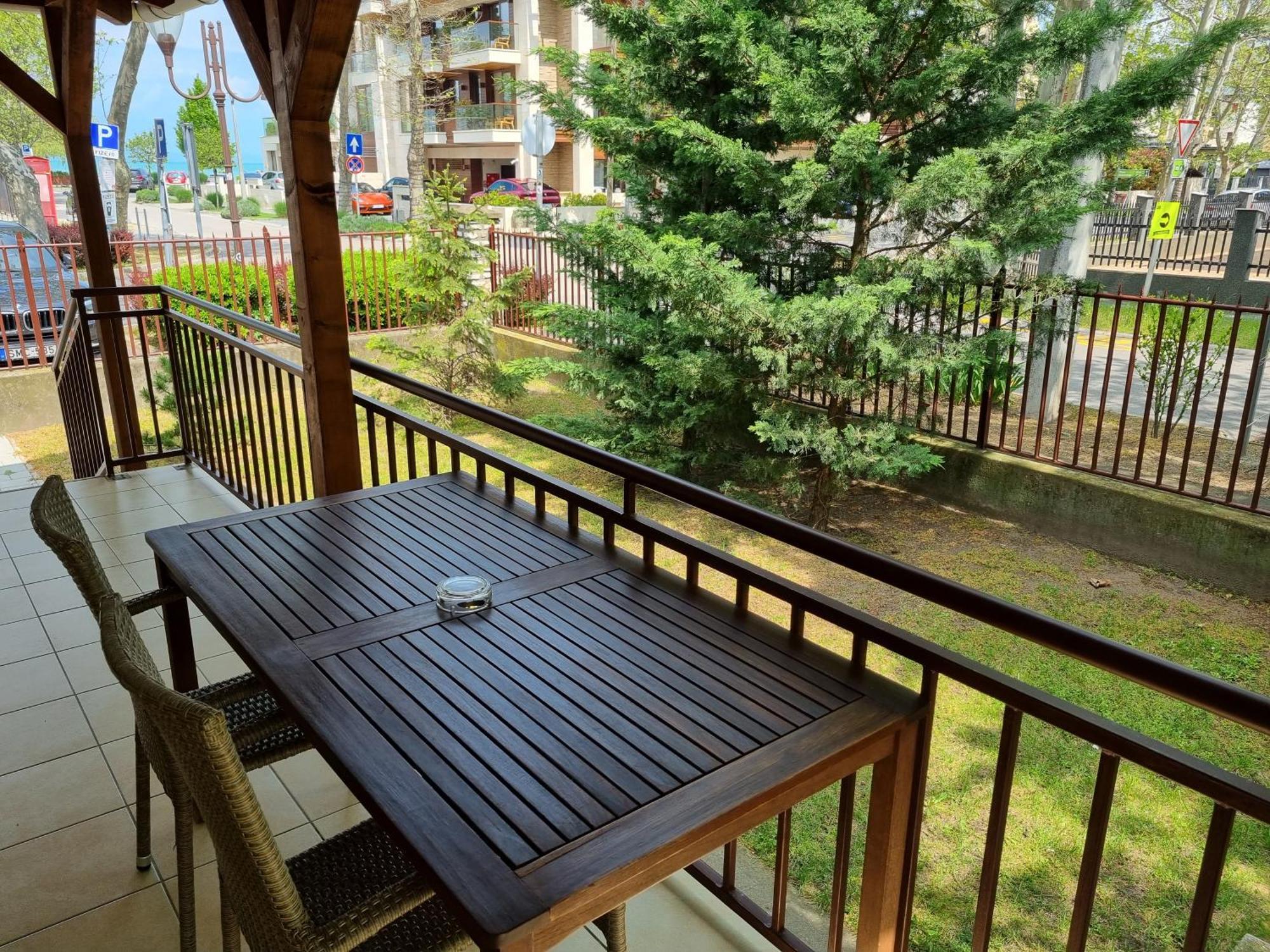 Tancsics Vendeghaz Hotell Siófok Rom bilde