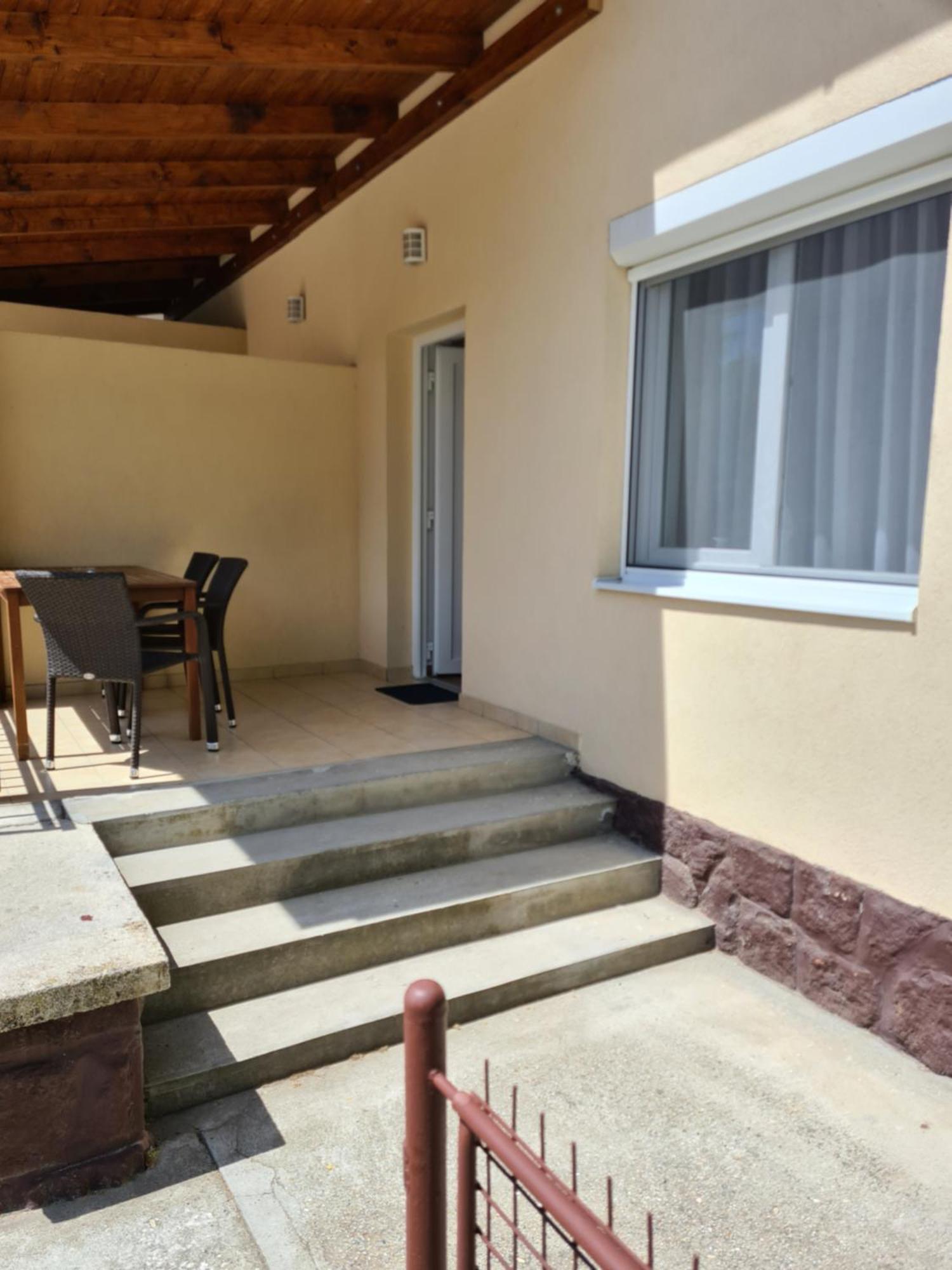 Tancsics Vendeghaz Hotell Siófok Rom bilde