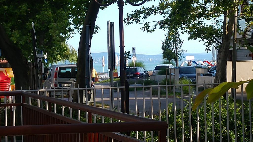 Tancsics Vendeghaz Hotell Siófok Eksteriør bilde